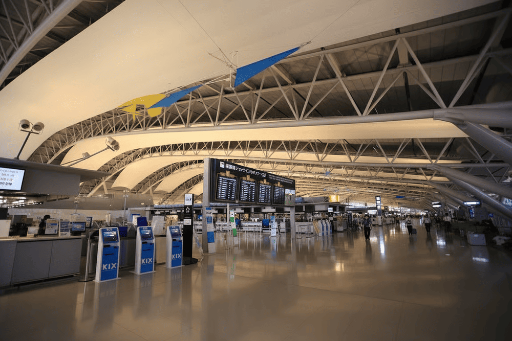 Sân bay khai thác nhiều chuyến bay nội địa và ngoài nước